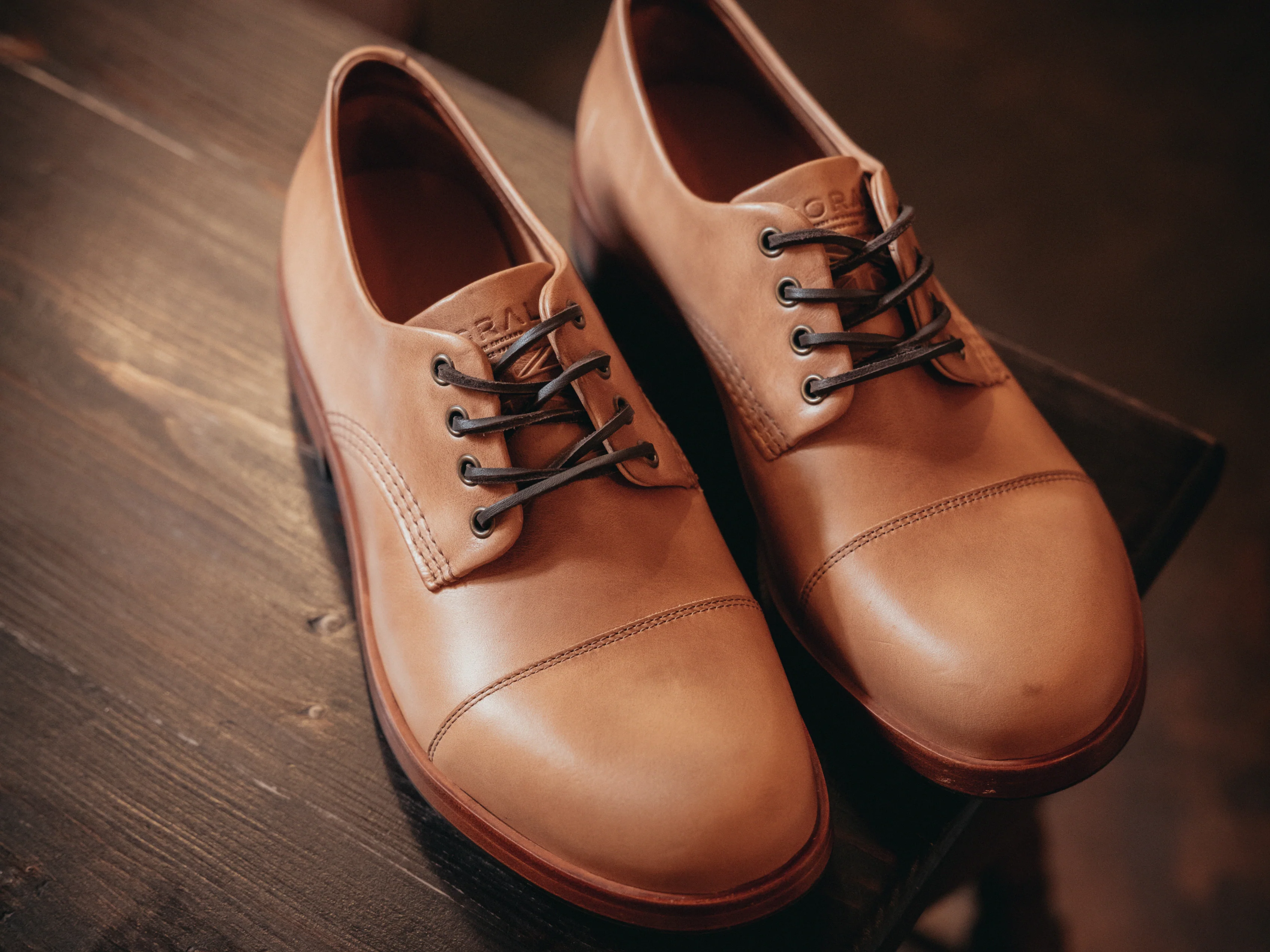 The CASTLETON Shoe - Horween Naturtal Leather - Image 4